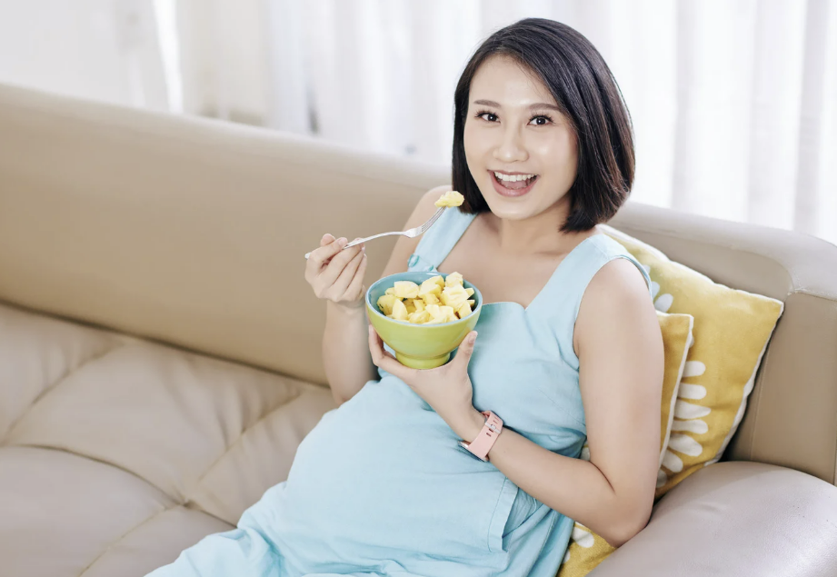 hamil anak kembar, peluang kehamilan kembar, faktor hamil kembar, kehamilan kembar alami, program bayi tabung, risiko kehamilan kembar, Bunda, si Kecil